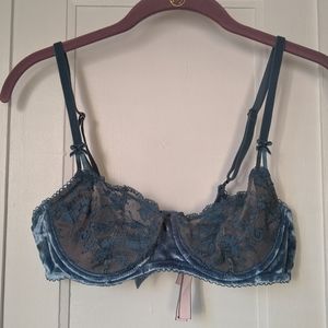 Victoria's Secret Dream Angels Inline Push Up 34C